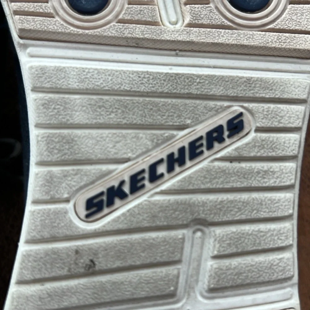 Skechers relaxed fit Blue Casual Boat Shoes w/ Air cooled memory foam. Size 9.5